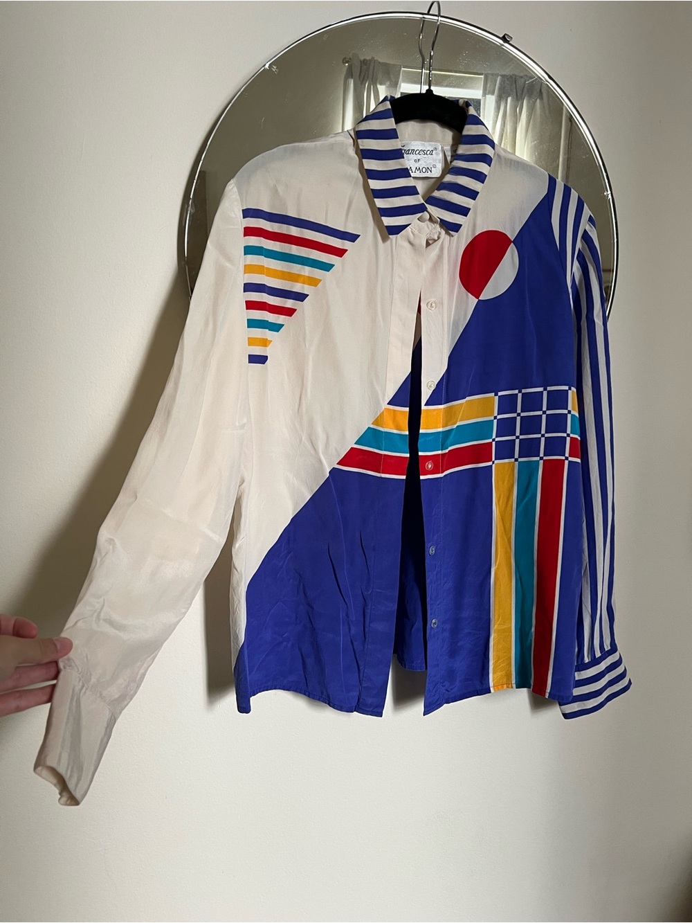 Vintage Francesca of Damon size 10 Geometric Button-Up 100% silk blouse
